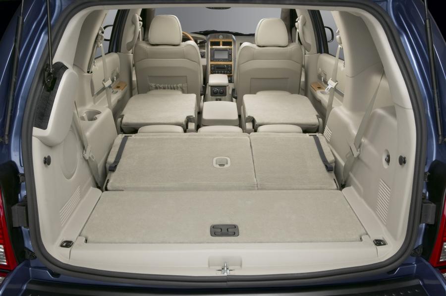  Chrysler Aspen Limited 2007 года  (фото 15 из 91)